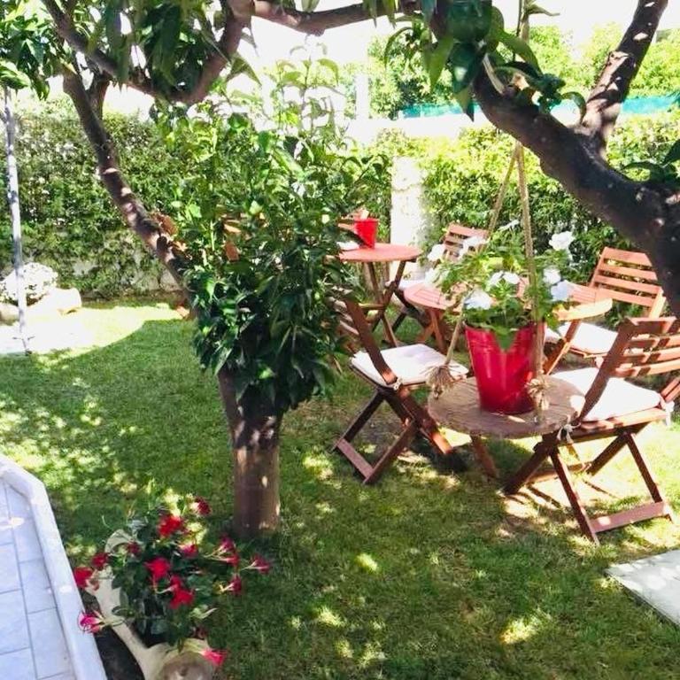 IL CANTO DELLE SIRENE - Seaside room - Camera Matrimoniale con Vista Giardino - 17
