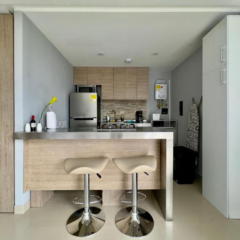 La Frontera Nice Views Loft with AC, El Poblado - One-Bedroom Apartment - 15