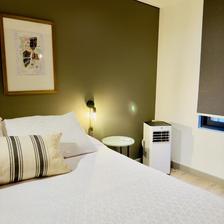 Moderno, Céntrico y Conectado - Estudio Ideal - One-Bedroom Apartment - 9