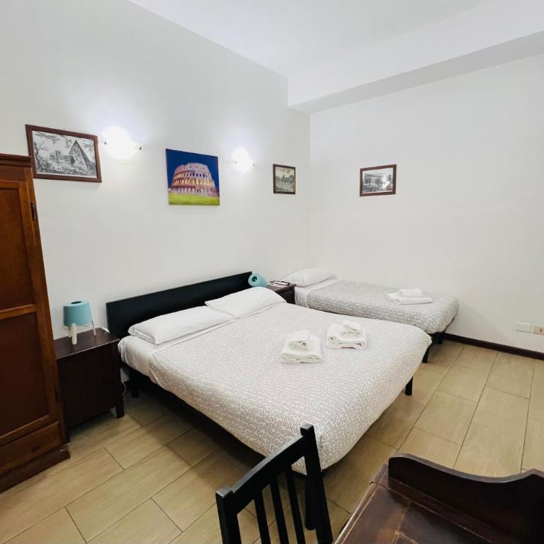 Booking Inn Settembre 95 - Standard Dreibettzimmer - 11