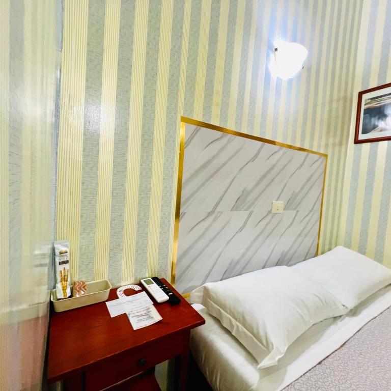 Booking Inn Settembre 95 - Budget Doppelzimmer - 6