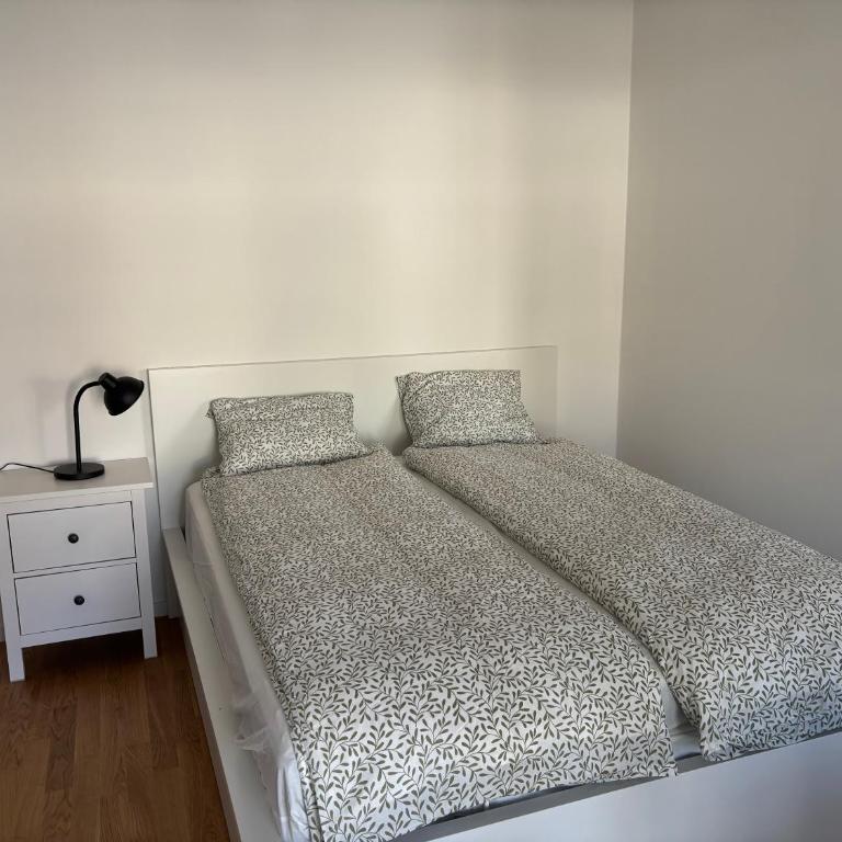 Brand New Apartment on top floor - One-Bedroom Apartment - 3