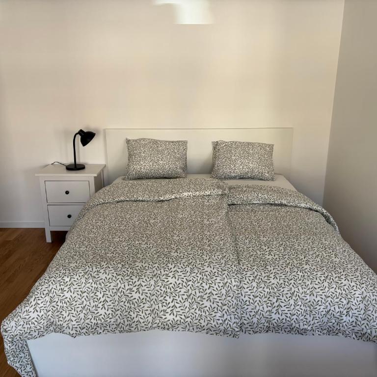 Brand New Apartment on top floor - One-Bedroom Apartment - 12