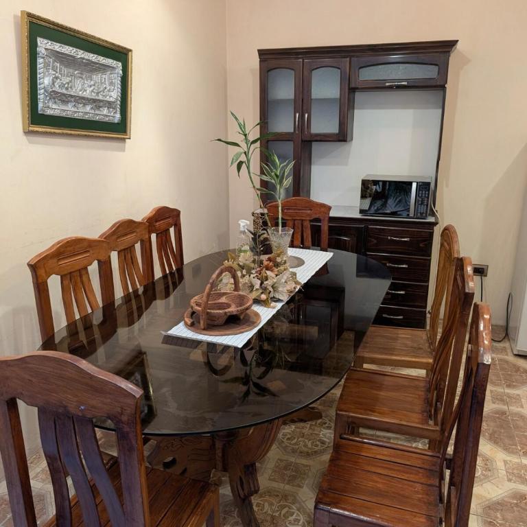 Barranco house with private rooftop jacuzzi & gym - Four-Bedroom House - 23
