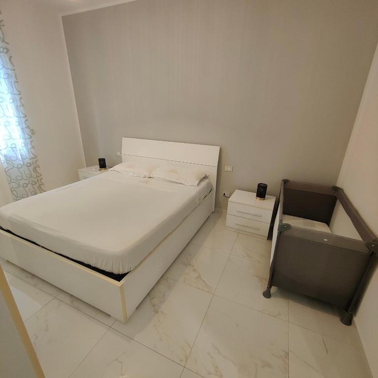 Alloggio comodo a Rapallo - Vicino al Mare - Appartamento con 2 Camere da Letto - 6