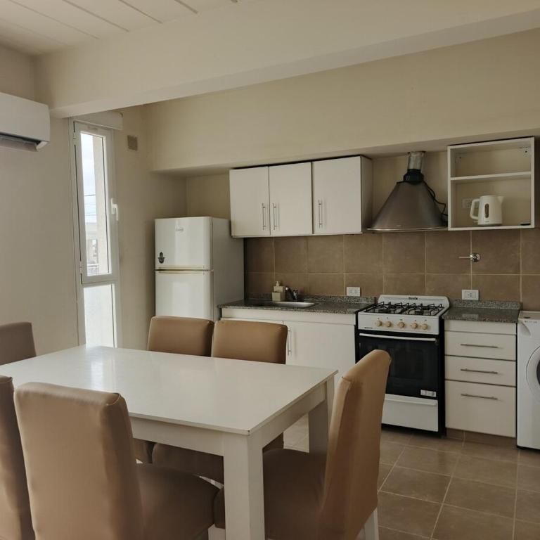Depto tranquilo y equipado cerca del mar - Apartamento de 1 dormitorio - 2
