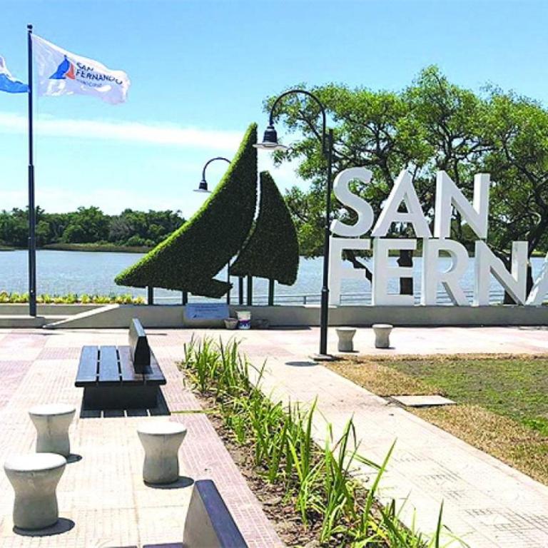 Cálido y Sencillo Monoambiente a 100 m Estación SF - Apartamento de 1 dormitorio - 20