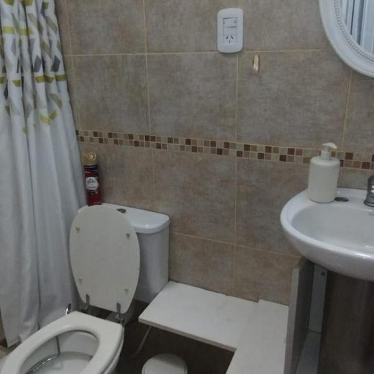 Hospedaje Familiar SN - Two-Bedroom Apartment - 9
