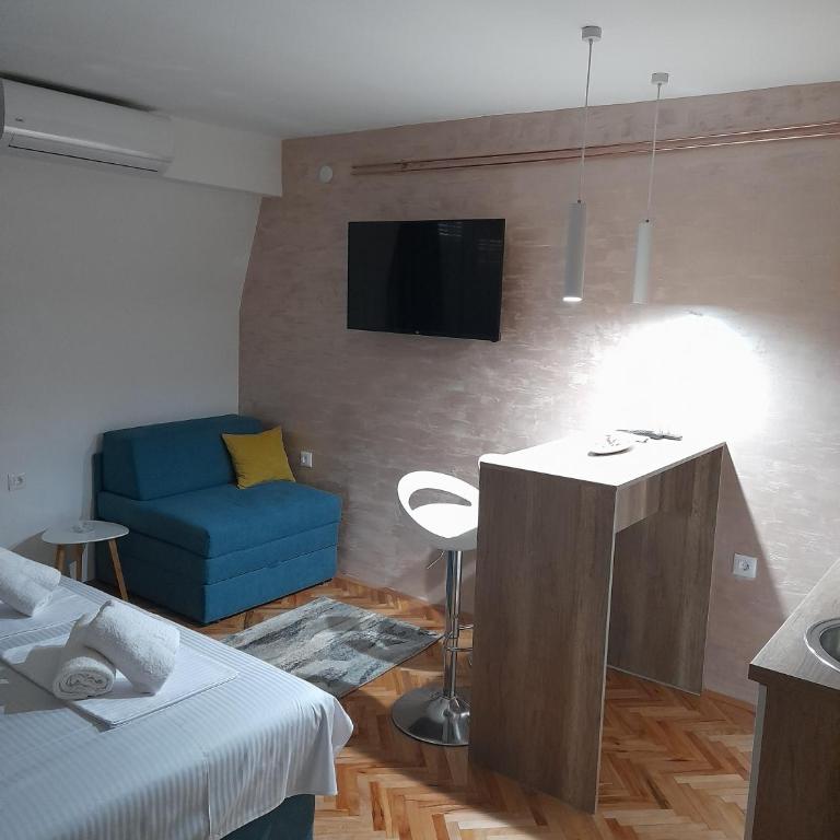 Apartment park - One-Bedroom Apartment - 10
