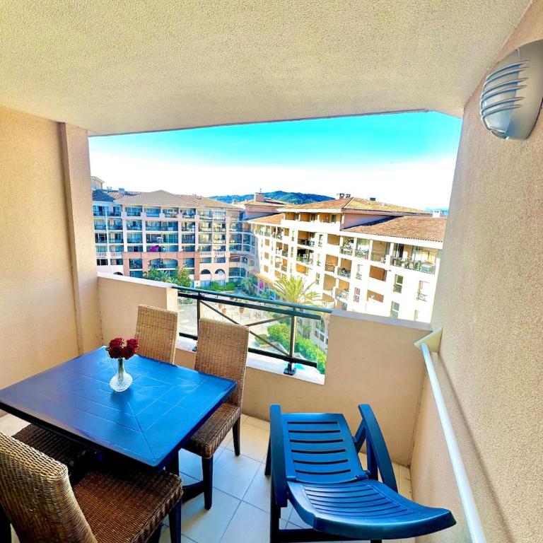 Cocon & Ensoleillé - Piscine & Parking- Proche Centre Ville - Bord de mer - Appartement 1 Chambre - 5