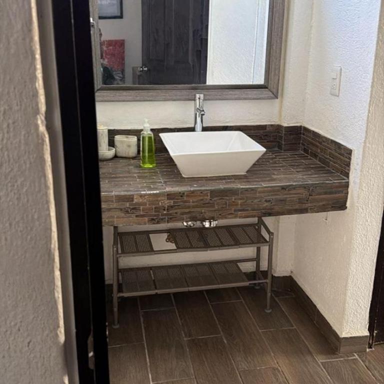 Departamento con ubicacion priviligiada cerca de la playa - Apartamento de 2 dormitorios - 24