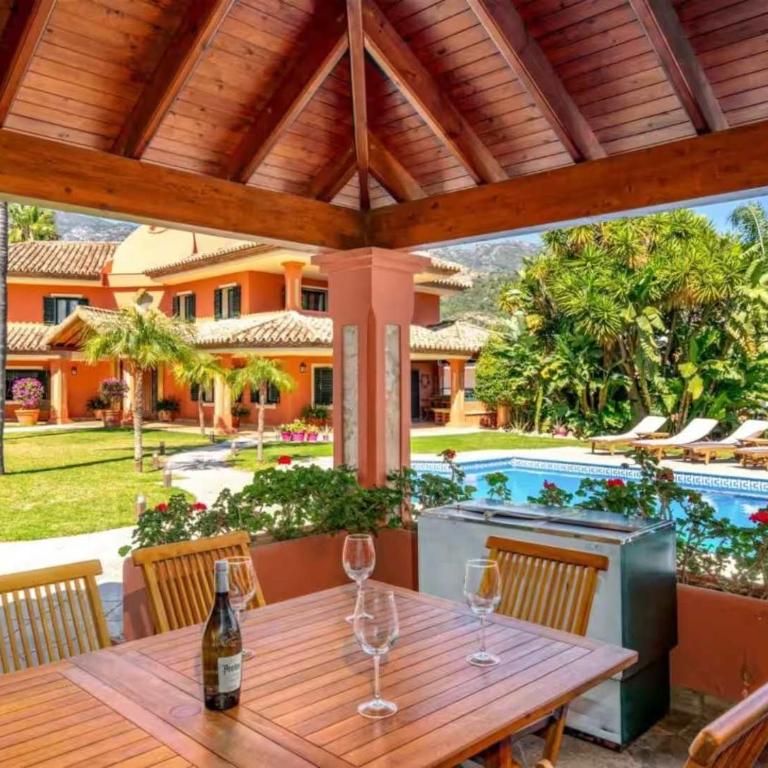 Marbella Premium Villa By Better Bookings - Villa - 5