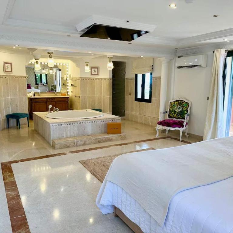 Marbella Premium Villa By Better Bookings - Villa - 40
