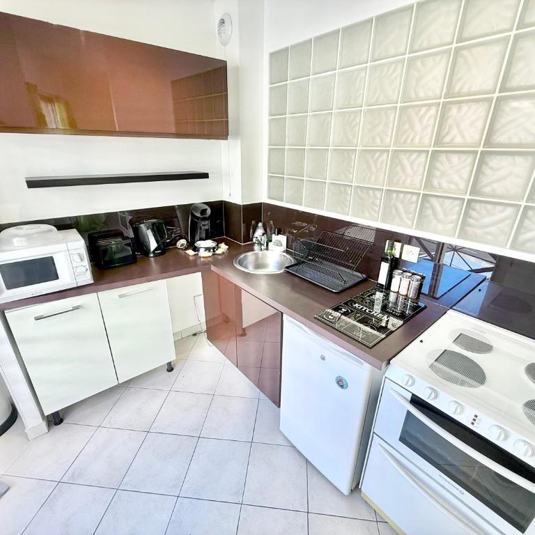 T2 Confort - Parking - Avenue Camille Pujol - Appartement 1 Chambre - 3