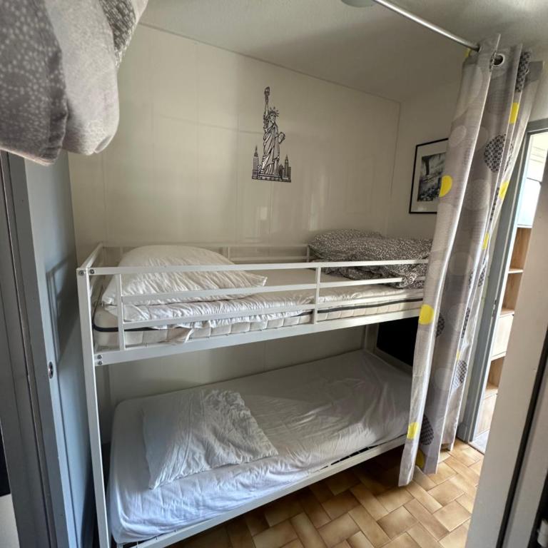 t2 dans résidence 100M de la mer avec 2 terrasses - Apartamento de 1 dormitorio - 4
