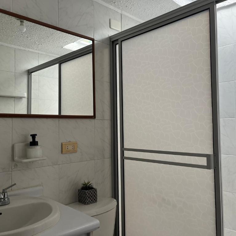 Casa Bachué B&B - Family Room with Bathroom - 3