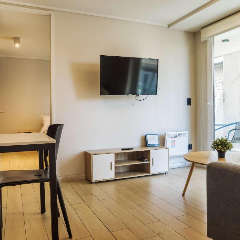 2B2B steps away from Costanera Center - Apartment - 28