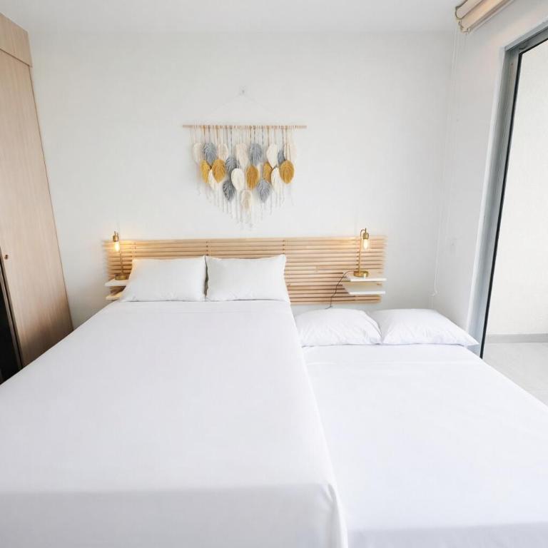 Vista al Mar y la Sierra - Acceso a Playa - Piscinas tipo Resort - One-Bedroom Apartment - 4