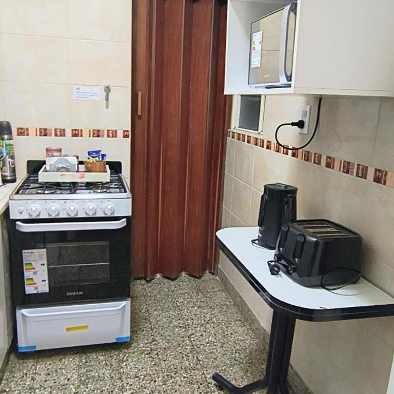Delia - One-Bedroom Apartment - 3