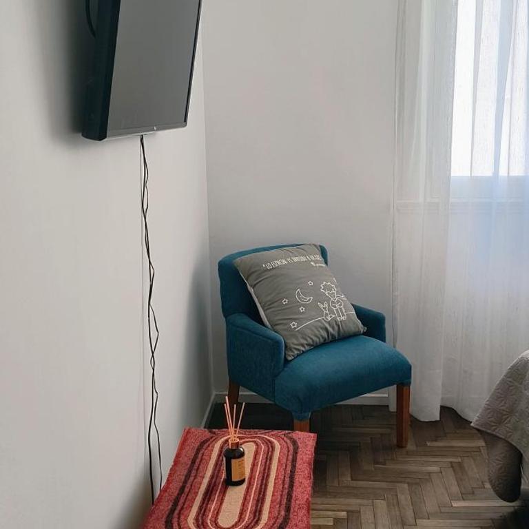 Delia - One-Bedroom Apartment - 10