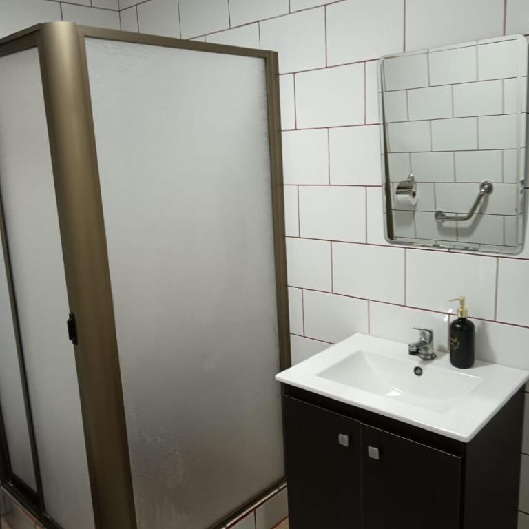 Cabañas Glamen 2 - Three-Bedroom House - 7