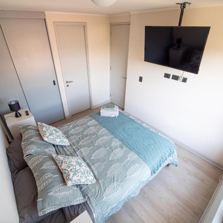 Cerca del Movistar Arena Fantasilandia Republica Club Hípico Metro Centro de Santiago - Two-Bedroom Apartment with Balcony - 63