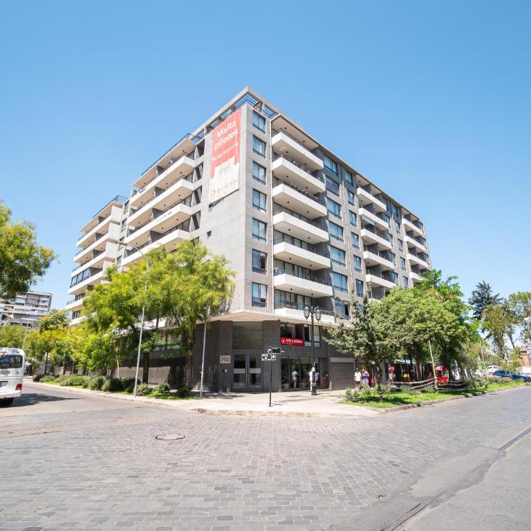 Cerca del Movistar Arena Fantasilandia Republica Club Hípico Metro Centro de Santiago - Two-Bedroom Apartment with Balcony - 66