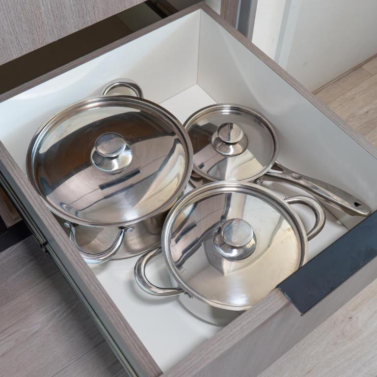 Cerca del Movistar Arena Fantasilandia Republica Club Hípico Metro Centro de Santiago - Two-Bedroom Apartment with Balcony - 68