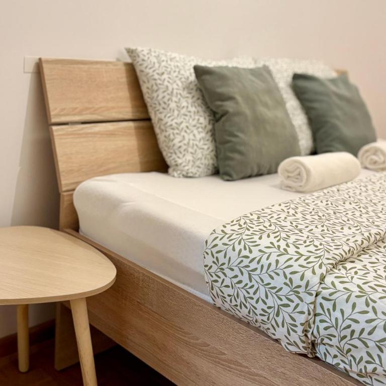 Central City Nest 4 guests Balcony & Free Parking - One-Bedroom Apartment - 10