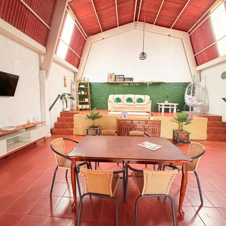 Casa Olivo - Three-Bedroom House - 1