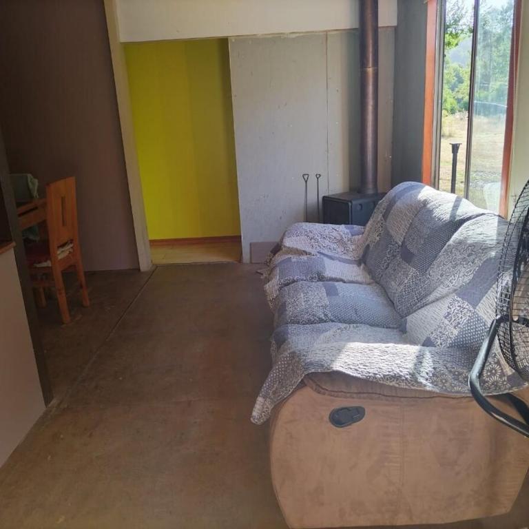 Cómoda Cabaña en hermoso Sector de Chesque - Casa de 3 dormitorios - 2