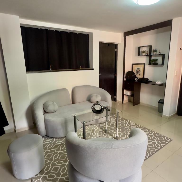 Suite de Lujo con Cama King El Poblado Lleras y Provenza AC - Apartamento de 1 dormitorio - 21