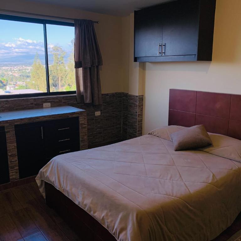 Hostal Casa San Fernando Tumbaco - Single Room with Private Bathroom - 4