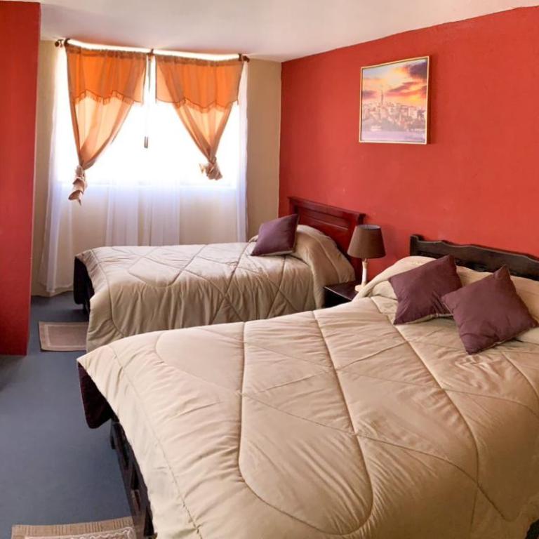 Hostal Casa San Fernando Tumbaco - Triple Room with Private Bathroom - 4