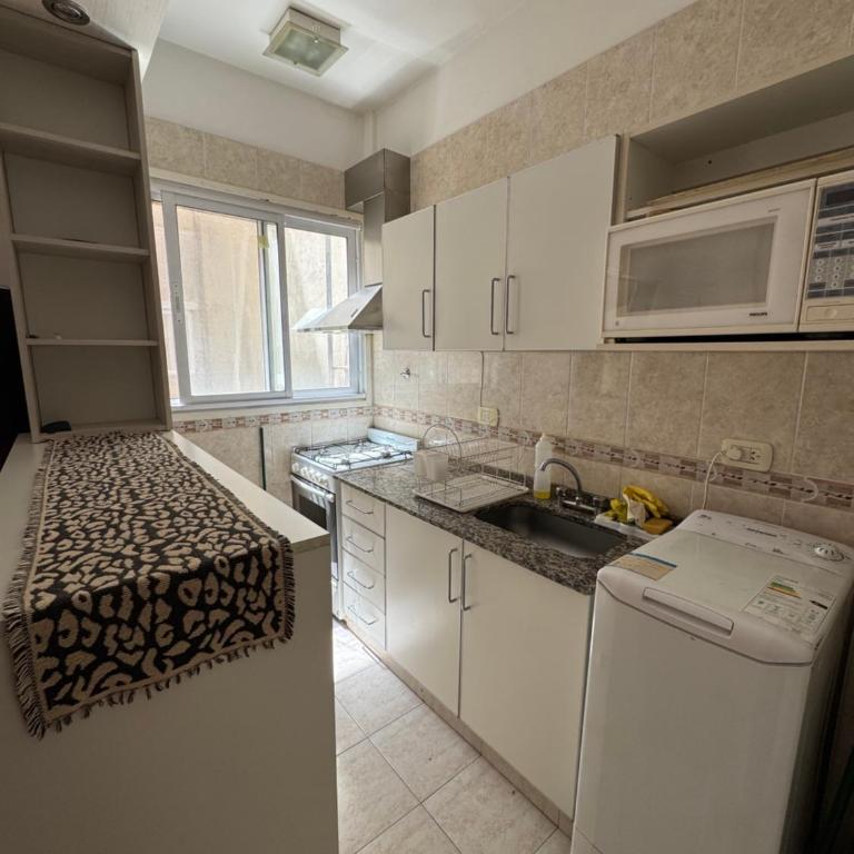 Luminoso 3 amb en Recoleta Familiar PETs - Apartamento de 2 dormitorios - 3