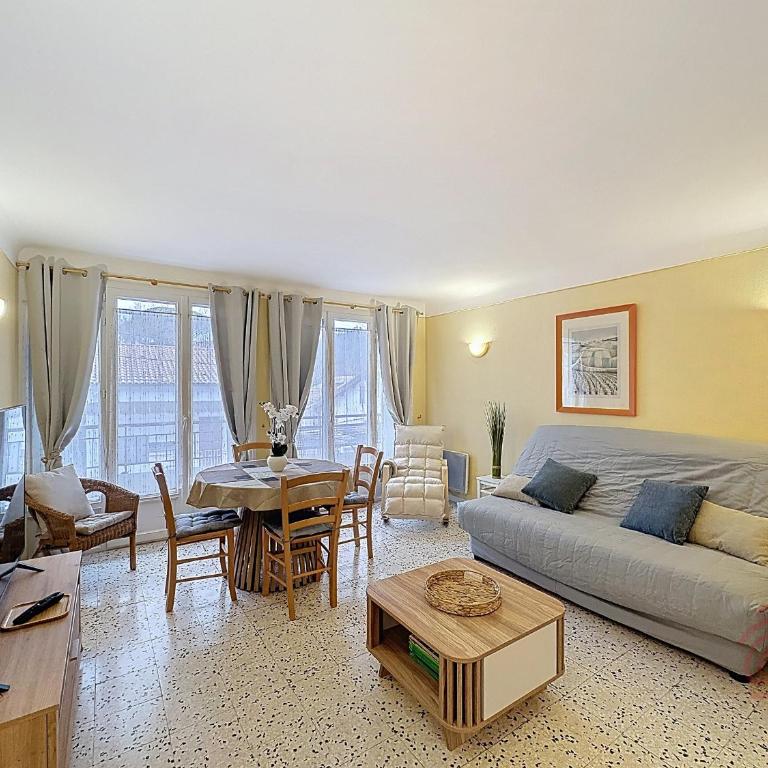 Appartement F2 avec Wifi, ascenseur près des Thermes - FR-1-451-139 - Appartement 1 Chambre - 1