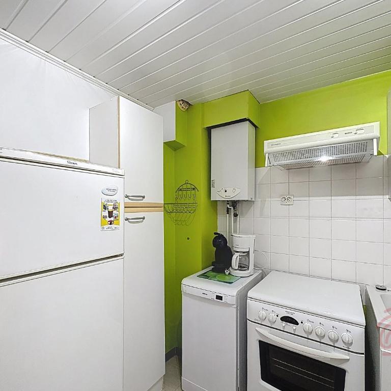 Appartement F2 avec Wifi, ascenseur près des Thermes - FR-1-451-139 - Appartement 1 Chambre - 8
