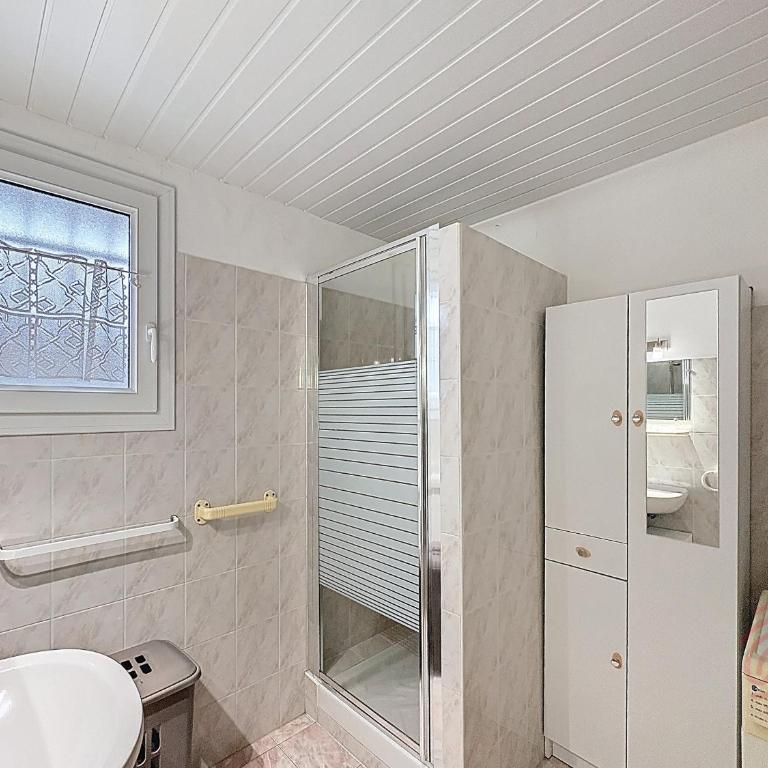 Appartement F2 avec Wifi, ascenseur près des Thermes - FR-1-451-139 - Appartement 1 Chambre - 12