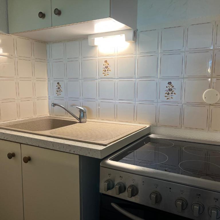 Appartement T2 moderne avec piscines, garage et proche plage - Gruissan - FR-1-796-43 - Appartamento - 11