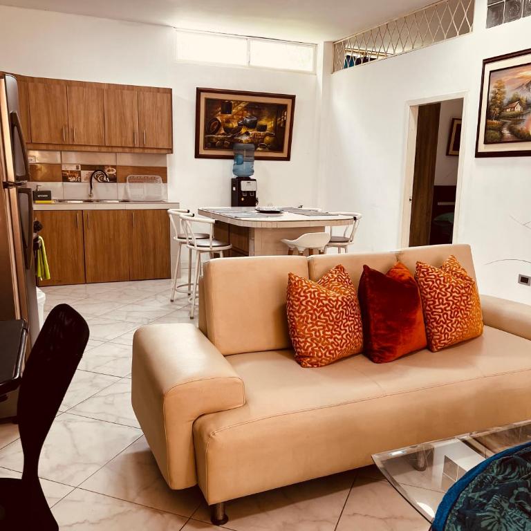 Departamento Orellana - Two-Bedroom Apartment - 2