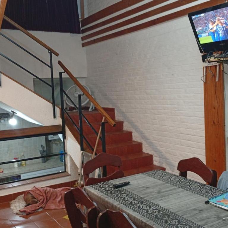 Triplex waltito - Three-Bedroom House - 2