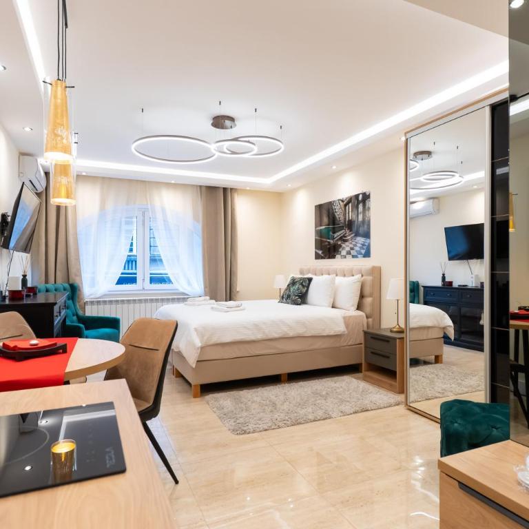 Luxury Apartment Old Town City Center - One-Bedroom Apartment - 1
