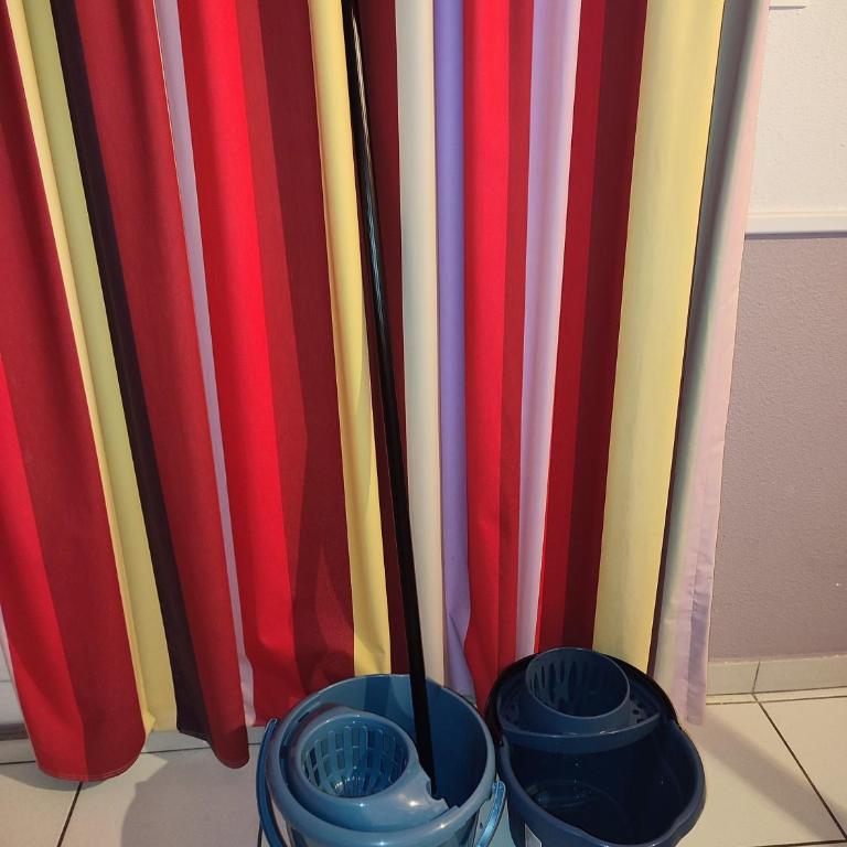 Appartement 6 personnes, 40m2, lave-linge, 2 salles de bain, grand balcon, piscine et proche golf - Appartement 2 Chambres - 53