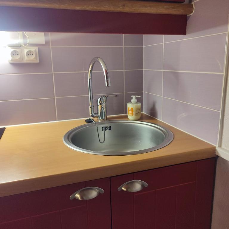 Appartement 6 personnes, 40m2, lave-linge, 2 salles de bain, grand balcon, piscine et proche golf - Appartement 2 Chambres - 19