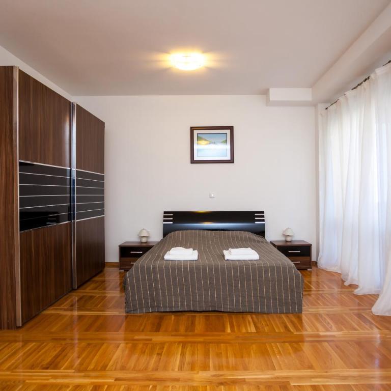 Royal Villas - Vila sa 5 Spavaćih Soba i Sopstvenim Bazenom (10 Odraslih Osoba) - 3