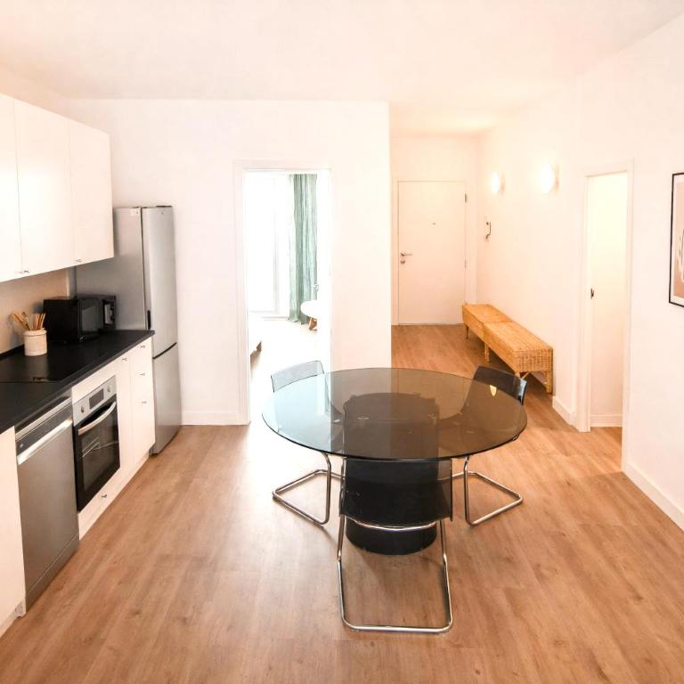 Contemporary Chic with Expansive Sun Patio - Two-Bedroom Apartment - 19