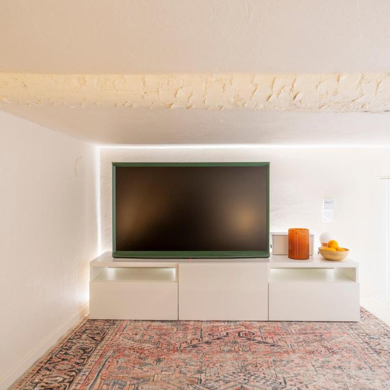 Old Town Studio with Balcony and AC - Beaches and Nightlife - Estudio con balcón - 7