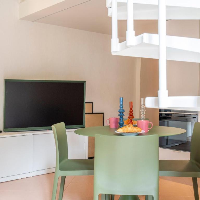 Old Town Studio with Balcony and AC - Beaches and Nightlife - Estudio con balcón - 14