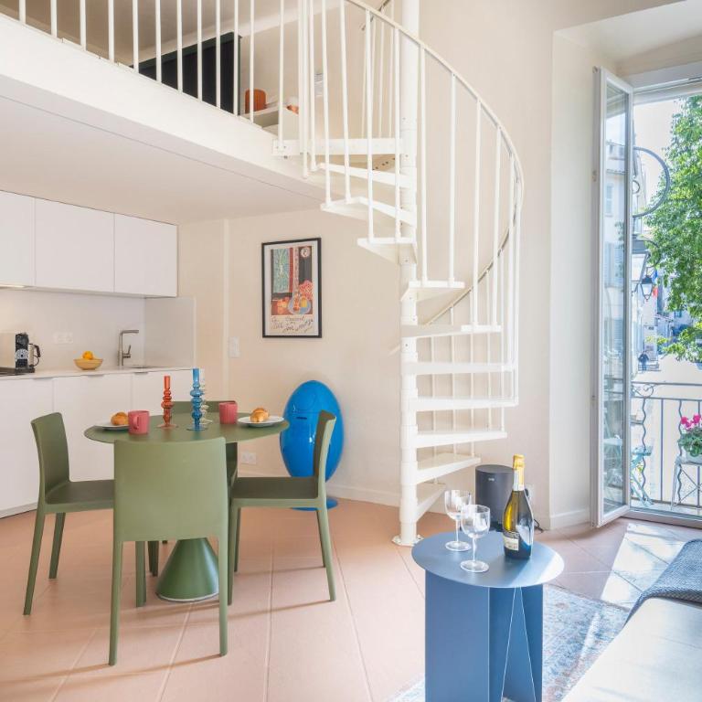 Old Town Studio with Balcony and AC - Beaches and Nightlife - Estudio con balcón - 1