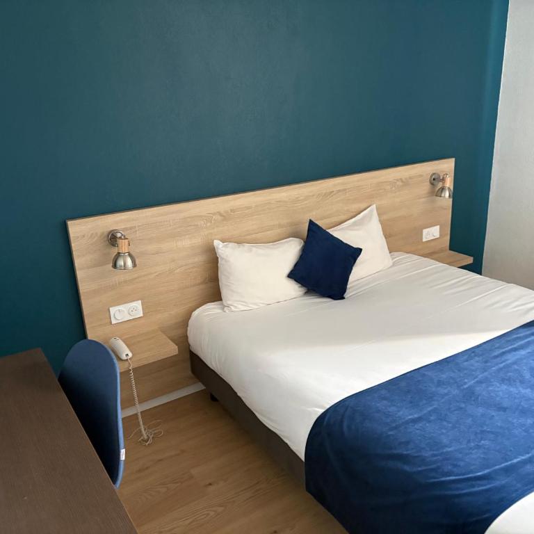 Contact Hôtel des États-Unis - Double Room - 13
